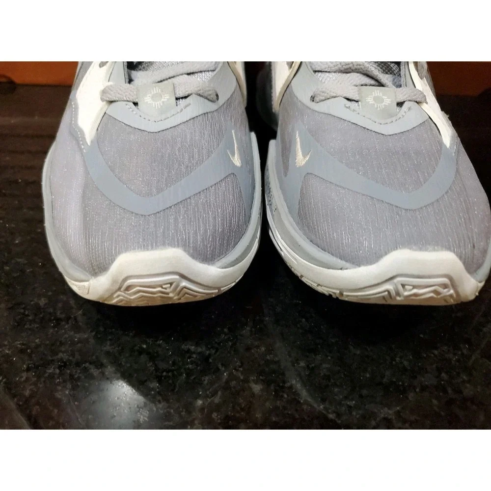 Nike Kyrie Low 5 Wolf‎ Grey/White Air Max DO9617-001 Womens Basketball Shoes 8.5